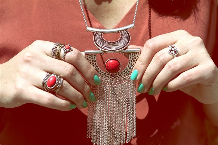 I AM Accessories Showcases Its Dazzling Spring-Summer Collection 2015